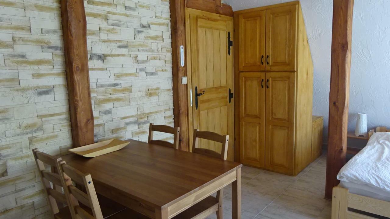 Tudobrze Noclegi W Piramidach Borzytuchom Екстериор снимка